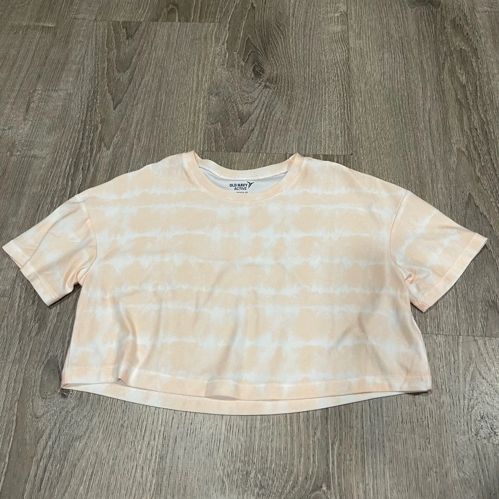 Old Navy girls breath on Active Crop top size 8
